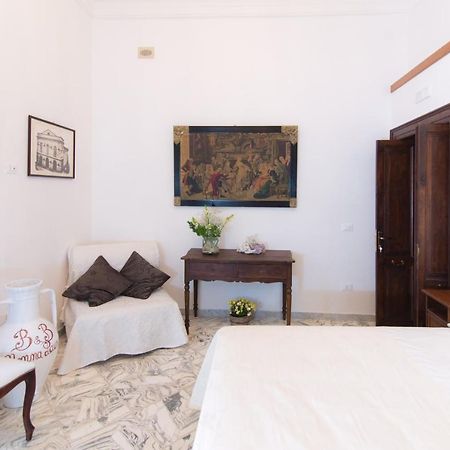 B&B Nonna Laura Trani Zewnętrze zdjęcie
